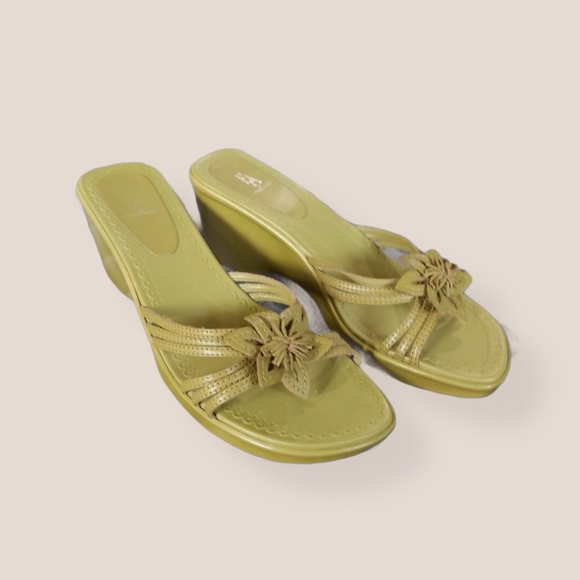 Etienne Aigner Shoes - Etienne Aigner Wedge Sandals (8)